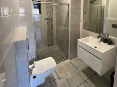 Seaview Lodge Apartment by Ustay